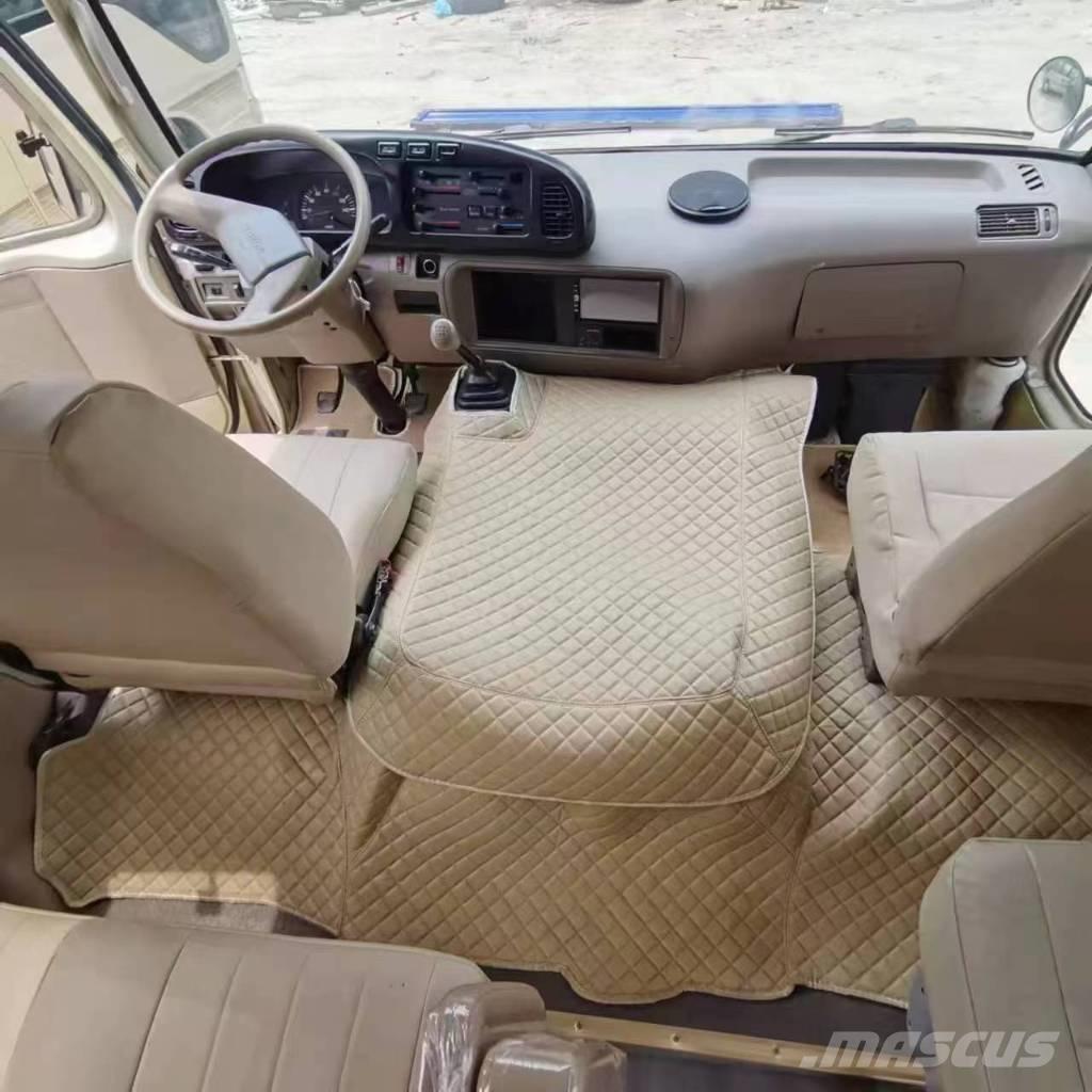 Toyota Coaster Bus Mikroautobusai