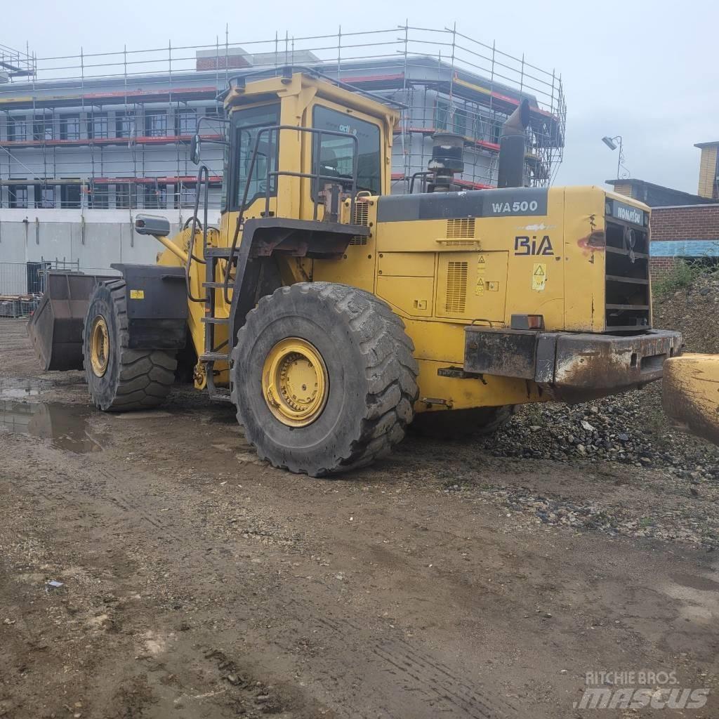 Komatsu WA500 Naudoti ratiniai krautuvai