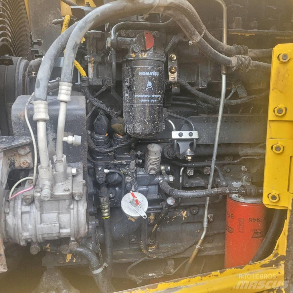 Komatsu WA500 Naudoti ratiniai krautuvai