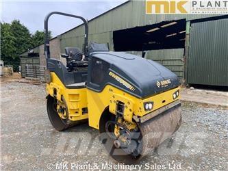 Bomag BW 135 AD-5 Porinių būgnų volai