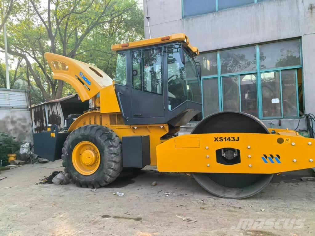 XCMG XS142J Vieno būgno volai