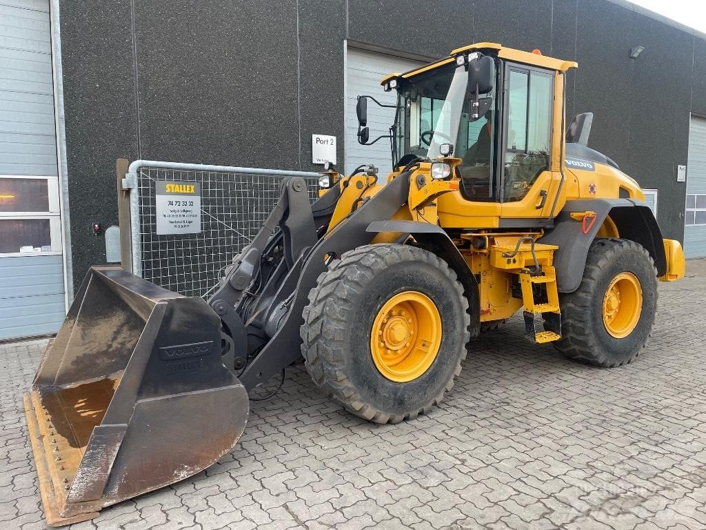 Volvo L60H Naudoti ratiniai krautuvai