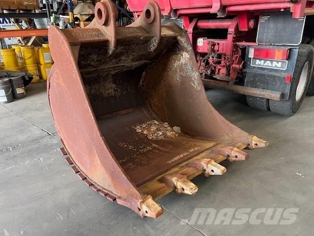CAT 330 Kaušai