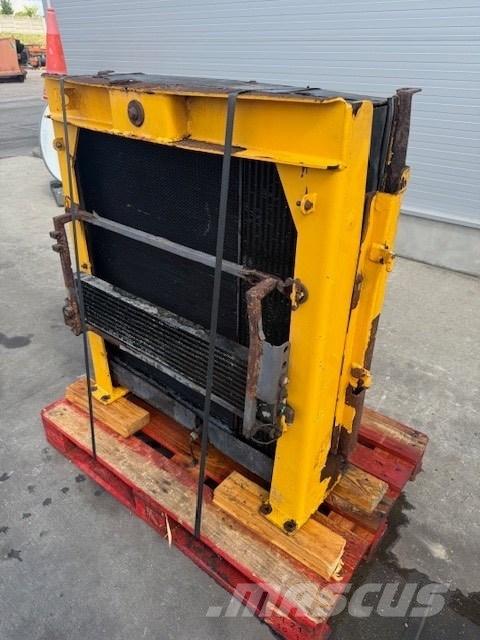Volvo L 120 F COOLER Radiatoriai