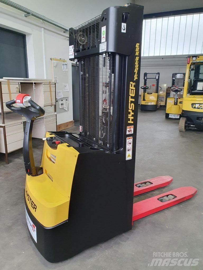 Hyster S 1.4 Rankiniai vėžimėliai