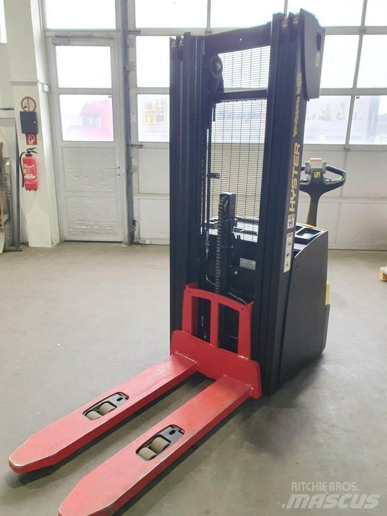 Hyster S 1.4 Rankiniai vėžimėliai