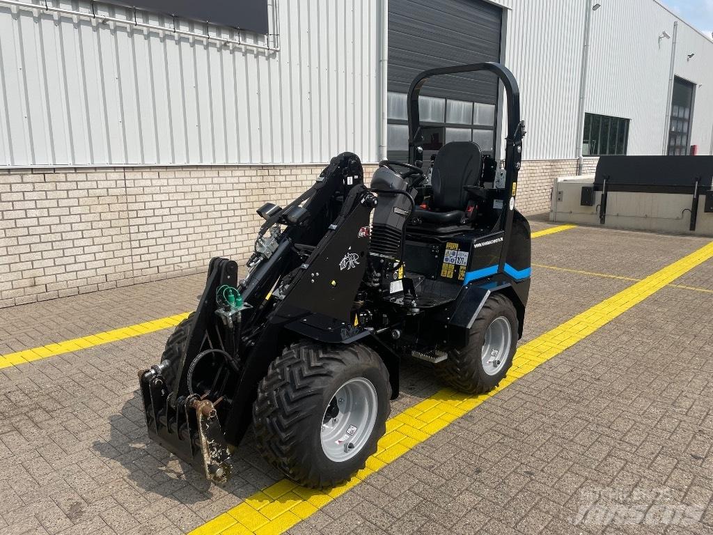 GiANT G 2200 E Naudoti ratiniai krautuvai
