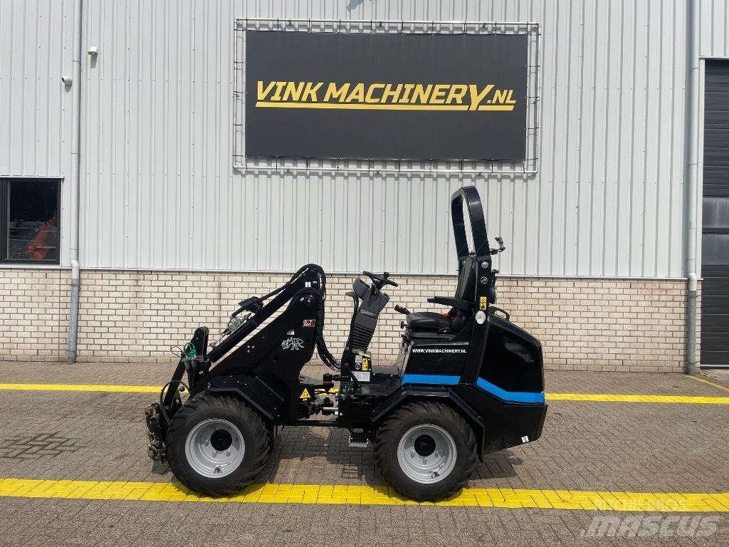 GiANT G 2200 E Naudoti ratiniai krautuvai