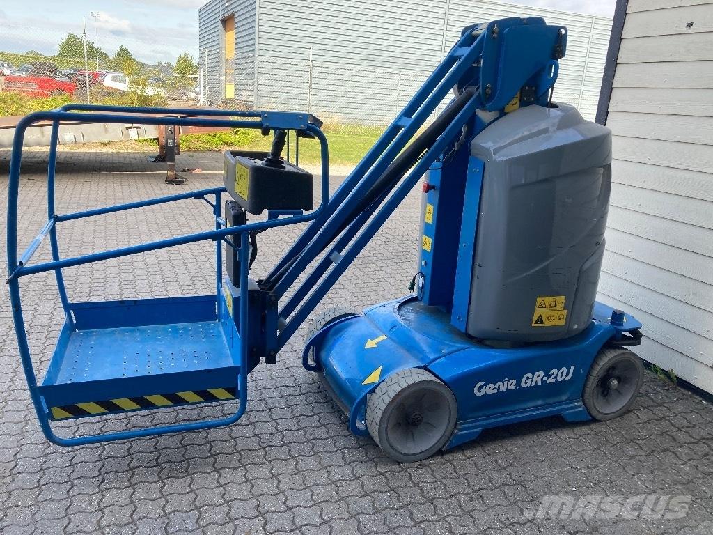 Genie GR 20 J Vertikalūs stiebiniai keltuvai