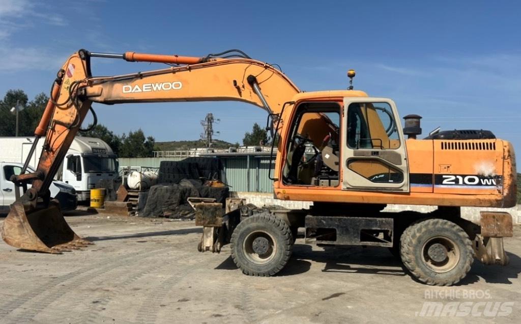 Daewoo Solar 210 W V Ratiniai ekskavatoriai