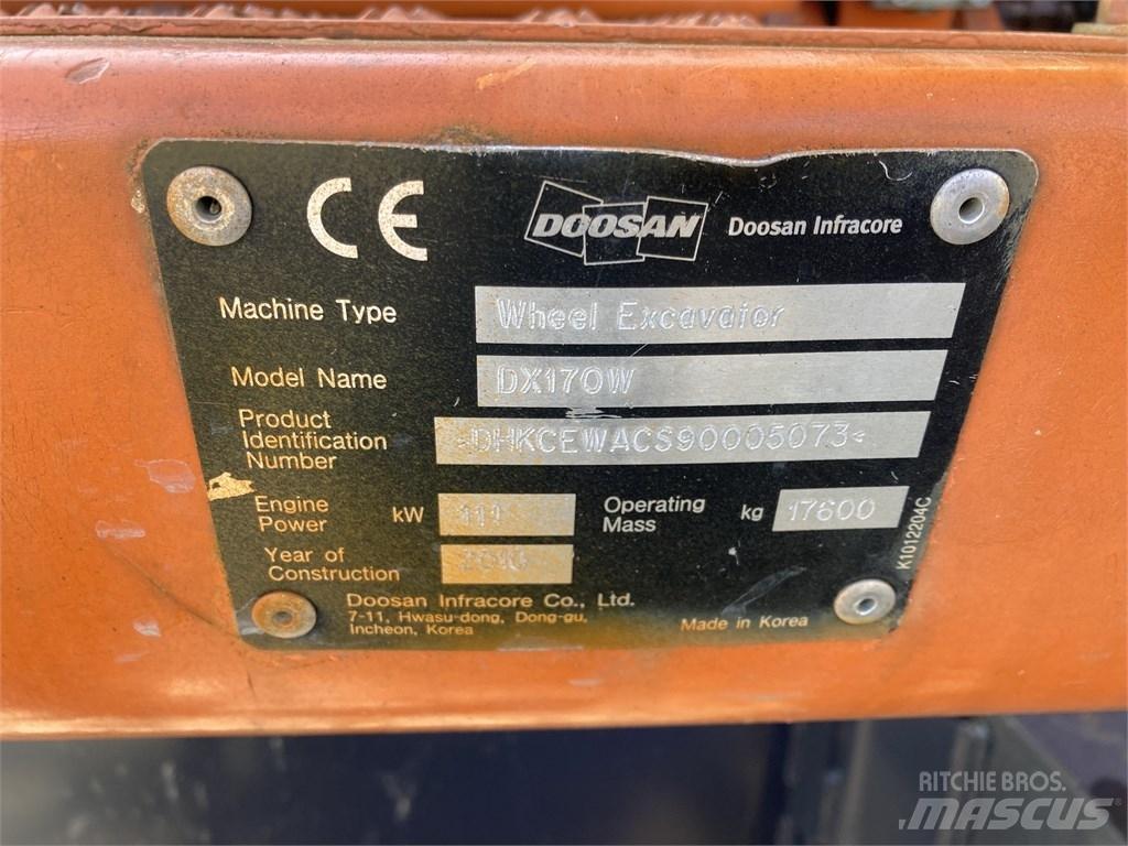 Doosan DX 170 W Ratiniai ekskavatoriai