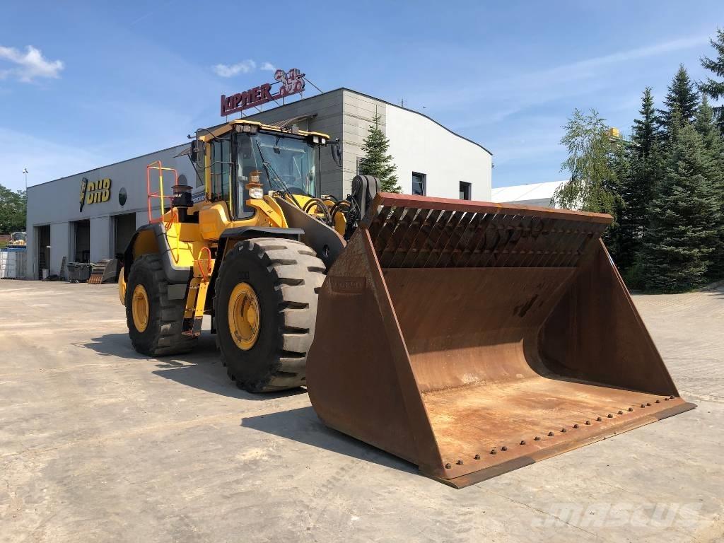 Volvo L220H Naudoti ratiniai krautuvai