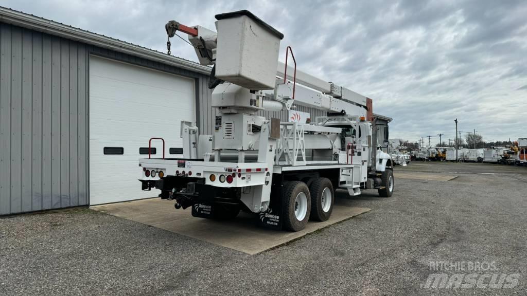 Altec A77-TE93 Ant vilkikų montuojamos kėlimo platformos