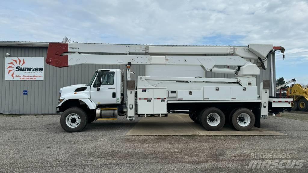 Altec A77-TE93 Ant vilkikų montuojamos kėlimo platformos
