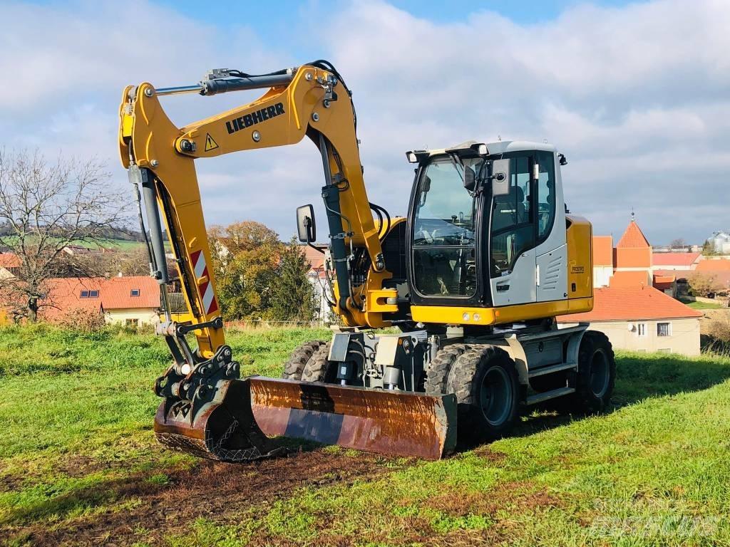 Liebherr A 910 Ratiniai ekskavatoriai