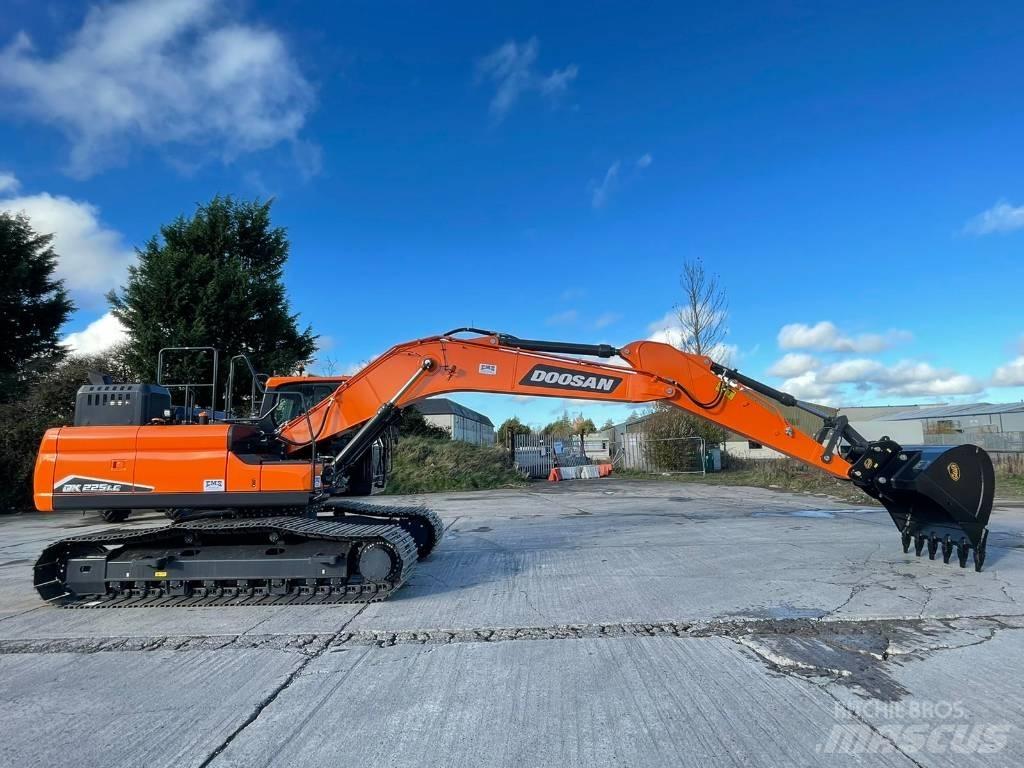 Doosan DX225LC-7 Vikšriniai ekskavatoriai