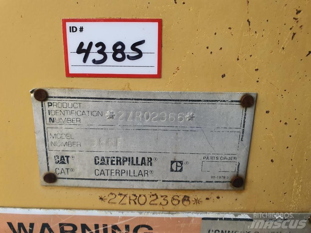 CAT 988 F II Naudoti ratiniai krautuvai