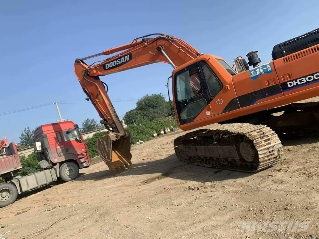 Doosan DH300 Vikšriniai ekskavatoriai