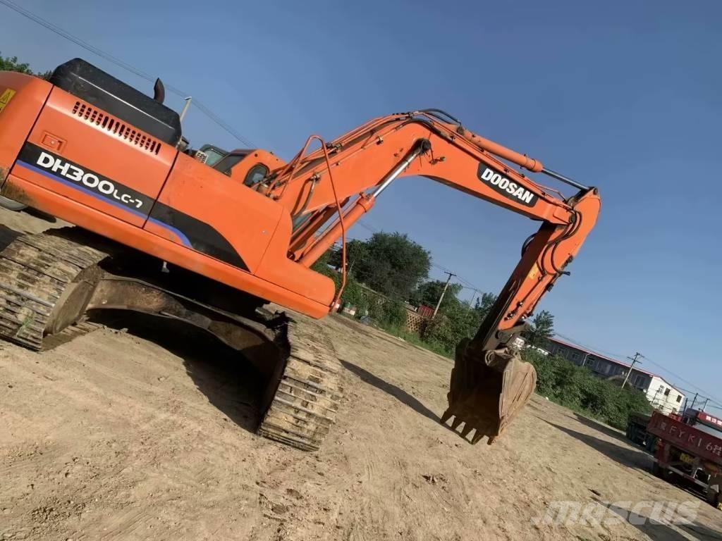 Doosan DH300 Vikšriniai ekskavatoriai