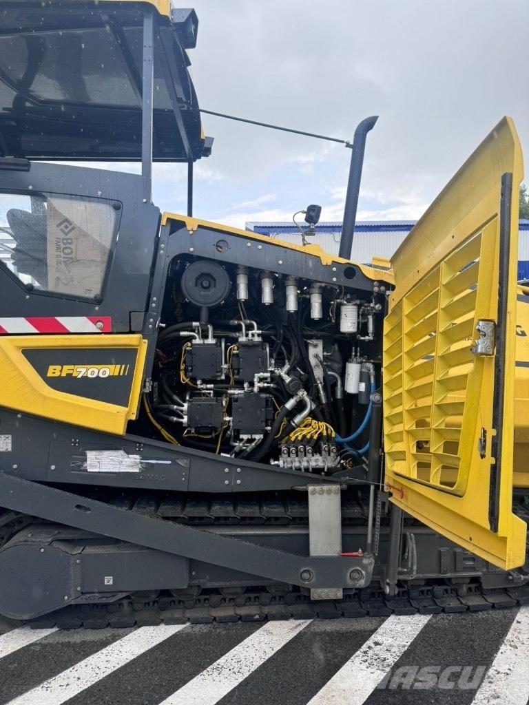 Bomag BF 700 C-3 L Asfalto klotuvai