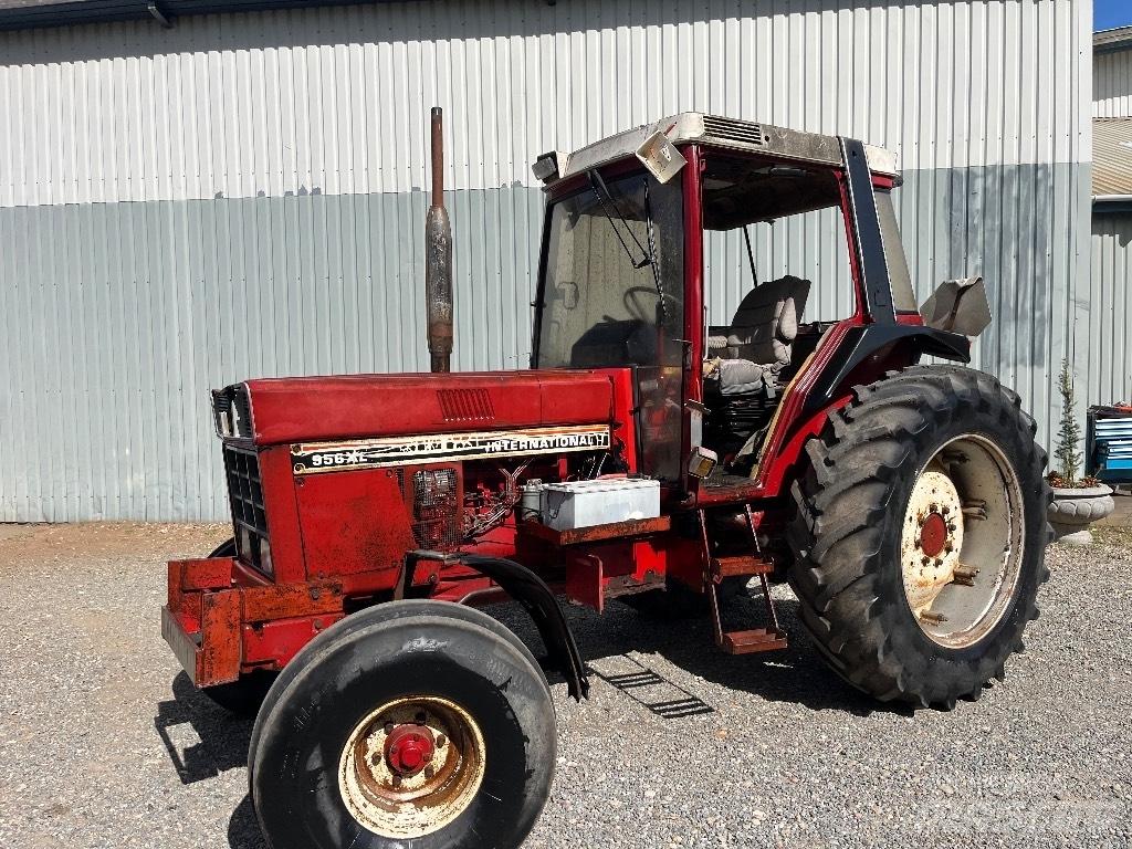 Case IH 956 XL Traktoriai
