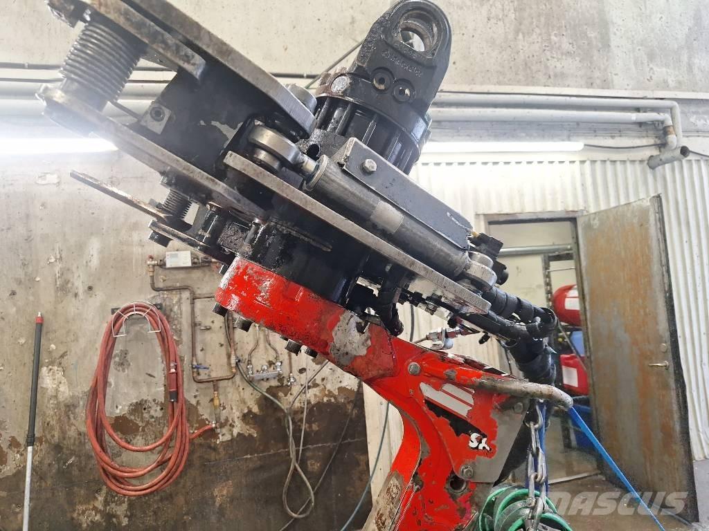 Komatsu S82 Medžių kirtimo mašinų darbinės galvos