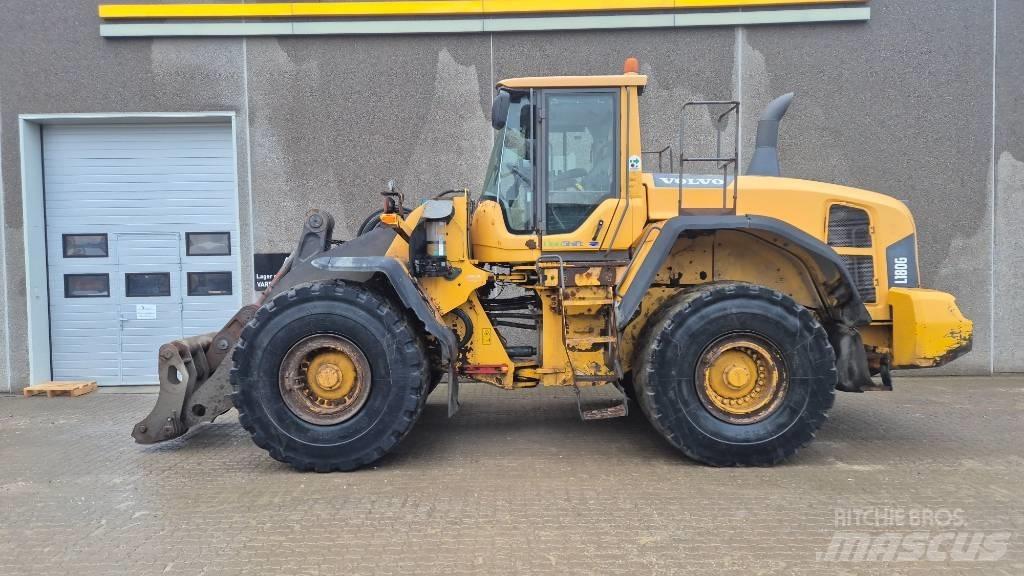 Volvo L 180 G Naudoti ratiniai krautuvai