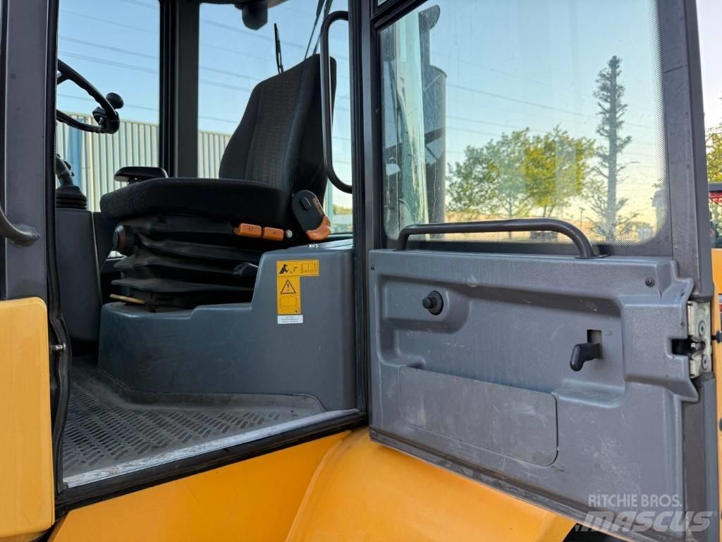 Volvo L 40 B TPS Naudoti ratiniai krautuvai