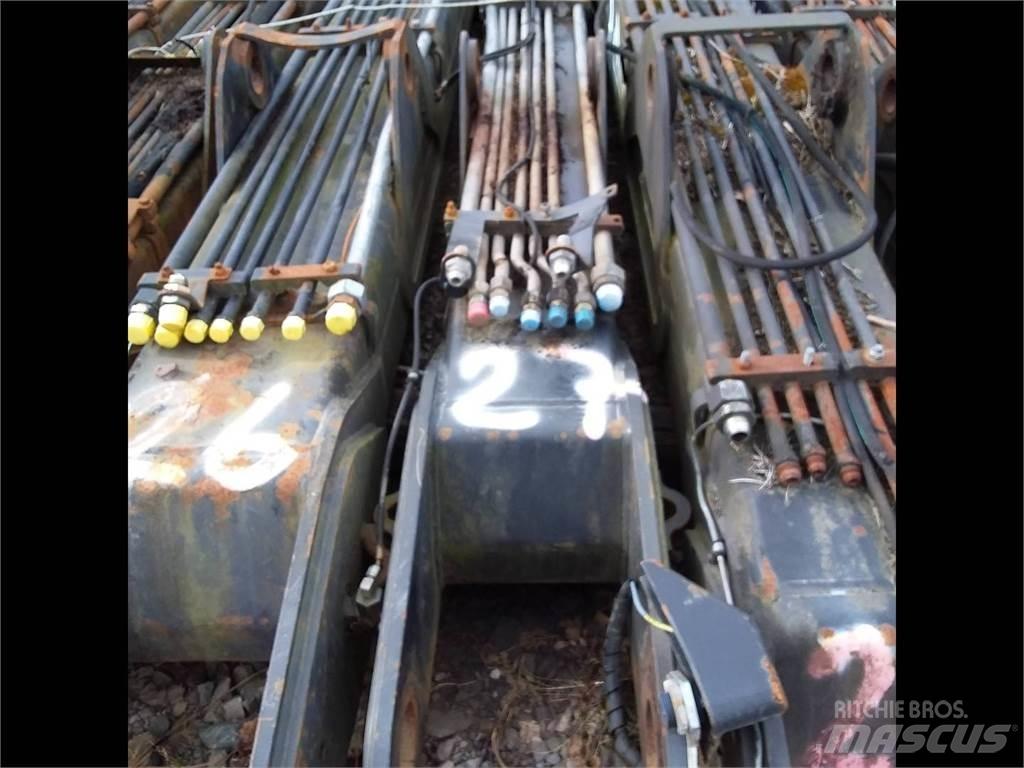 Loglift 180 Medžių kirtimo mašinų kranai
