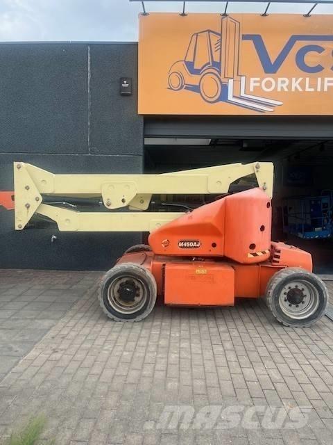 JLG M 450 AJ Alkūniniai keltuvai
