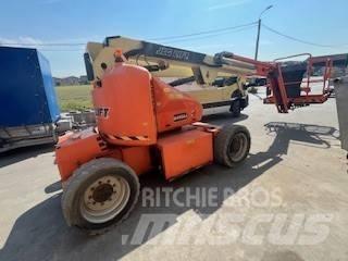JLG M 450 AJ Alkūniniai keltuvai