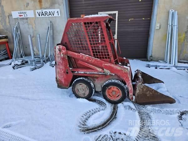 Bobcat 463 Krautuvai su šoniniu pasukimu