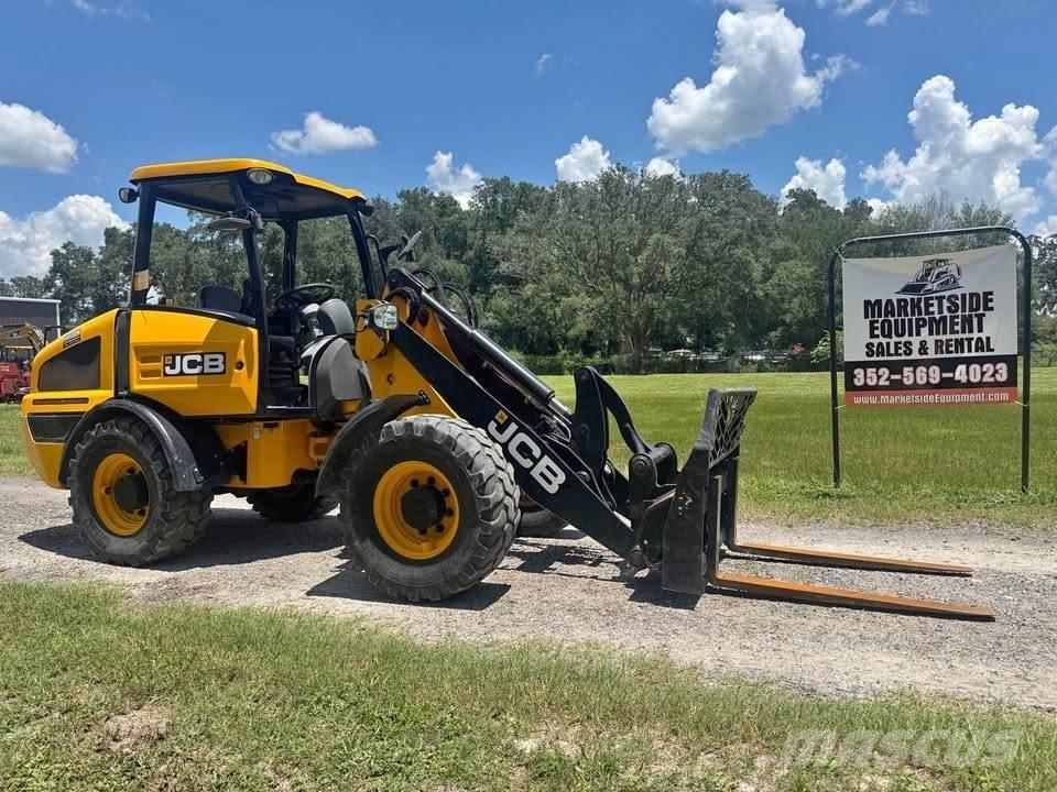 JCB 407 Naudoti ratiniai krautuvai
