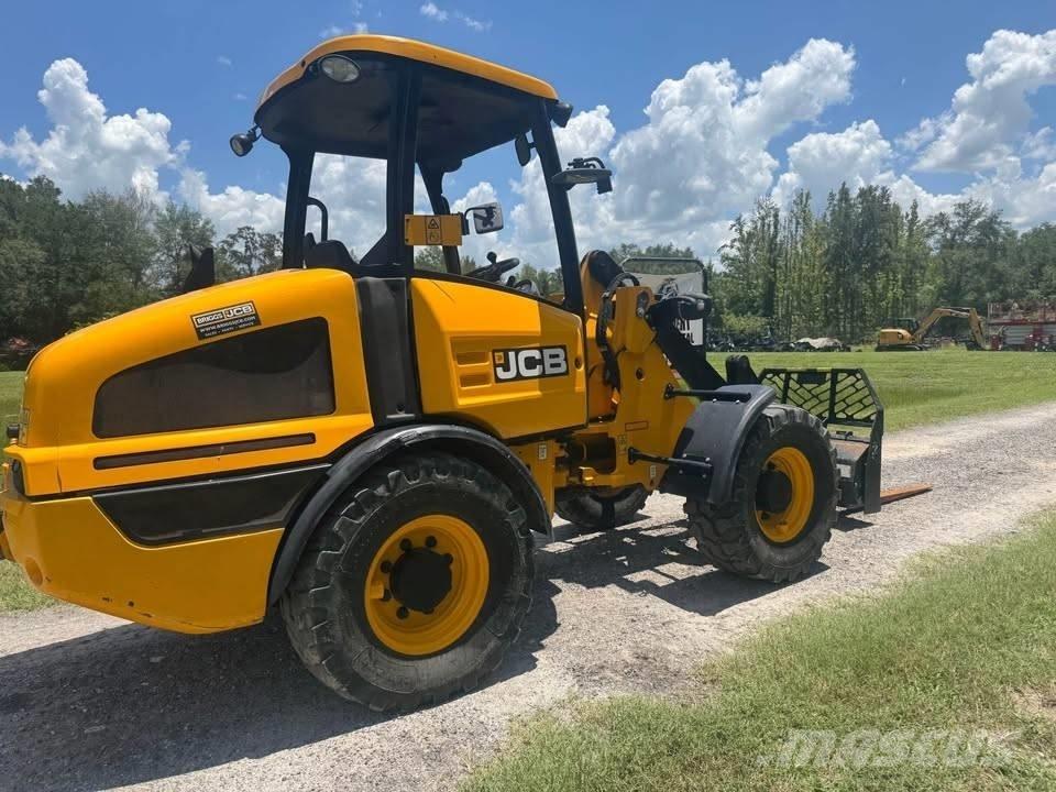 JCB 407 Naudoti ratiniai krautuvai