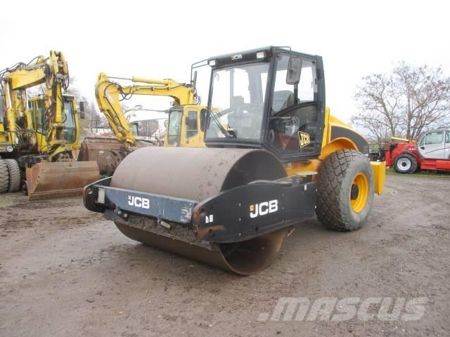 JCB VM 132  VM 137 Gruntiniai volai