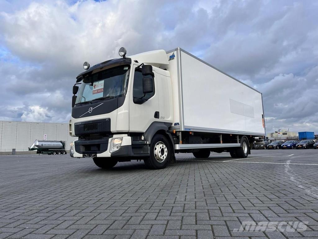 Volvo FL210 Sunkvežimiai su dengtu kėbulu