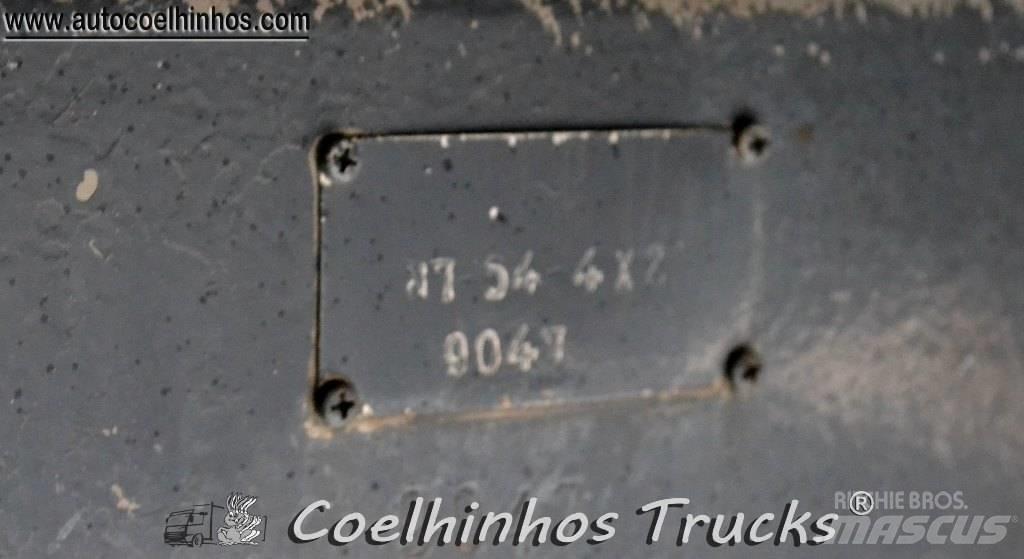 Volvo N7 20 Savivarčių priekabų vilkikai