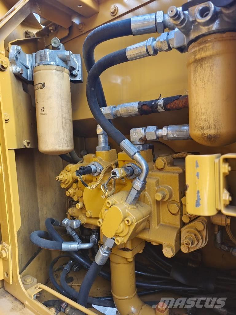 CAT 312 D Vikšriniai ekskavatoriai