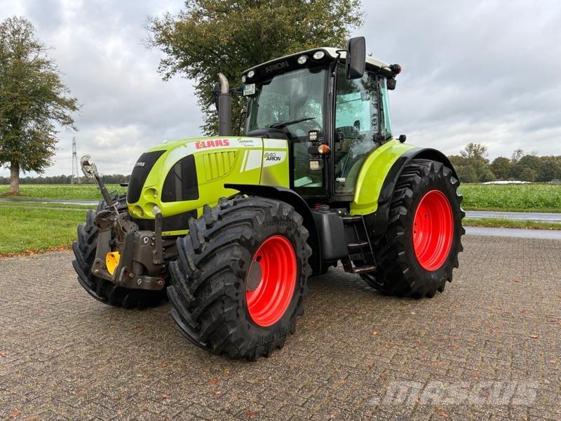 CLAAS Arion 640 Traktoriai