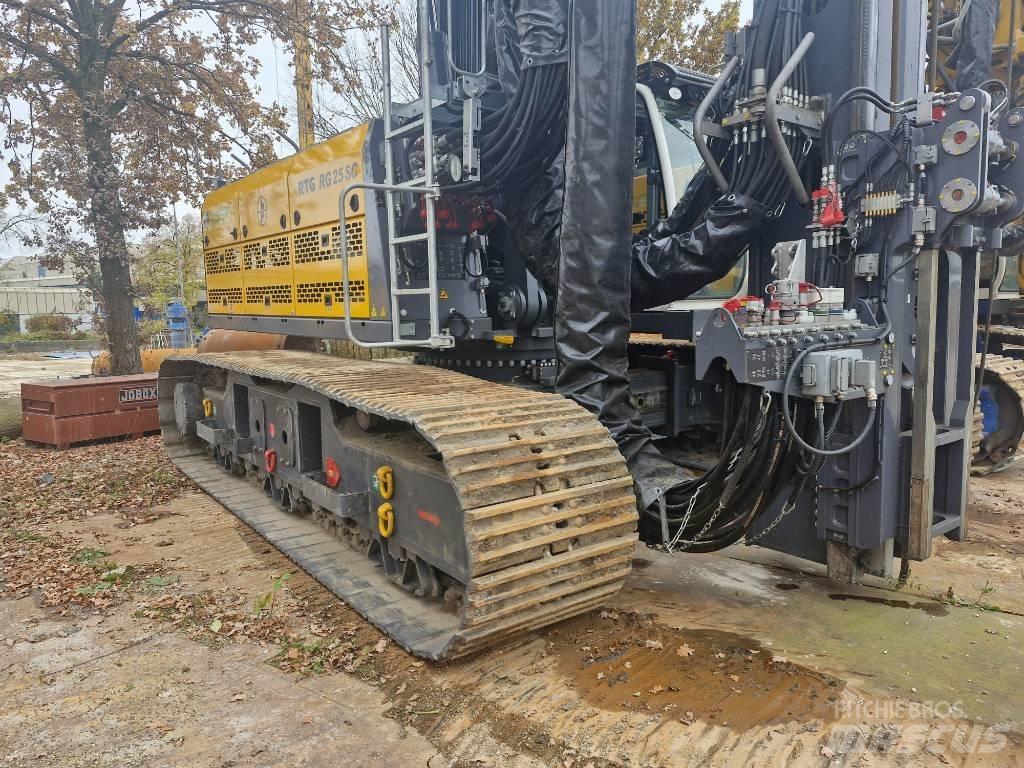 Bauer / RTG RG25-SC Polių kalimo technika