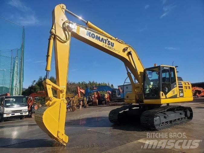 Komatsu PC 200 Vikšriniai ekskavatoriai