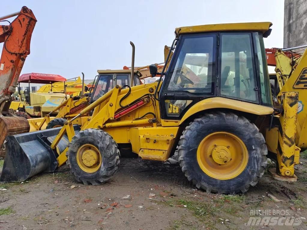 JCB 3cx Ekskavatoriniai krautuvai