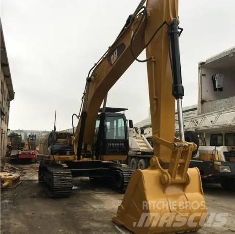 CAT 324 Vikšriniai ekskavatoriai
