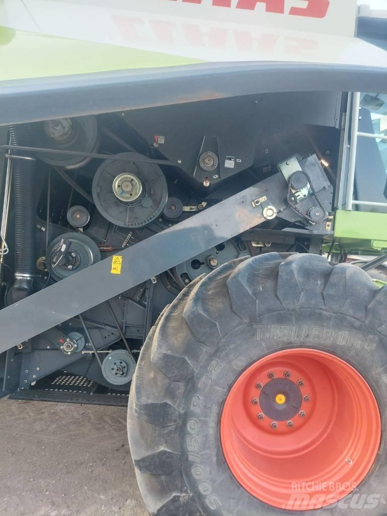 CLAAS Lexion 670 Derliaus nuėmimo kombainai