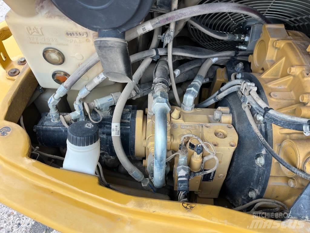 CAT 908 H Naudoti ratiniai krautuvai