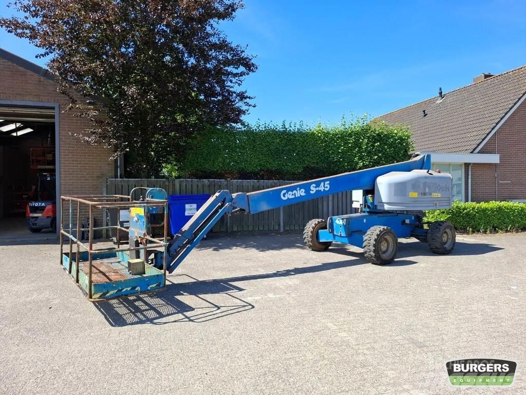 Genie S45 Kiti keltuvai ir platformos