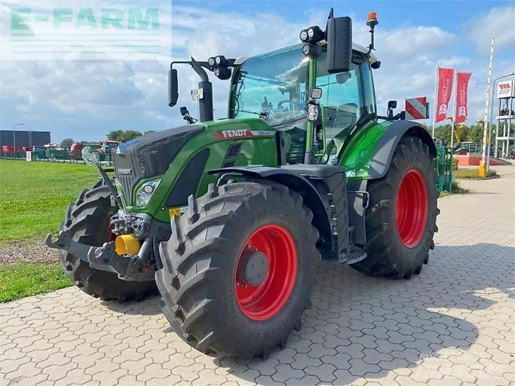 Fendt 724 profi+ Traktoriai