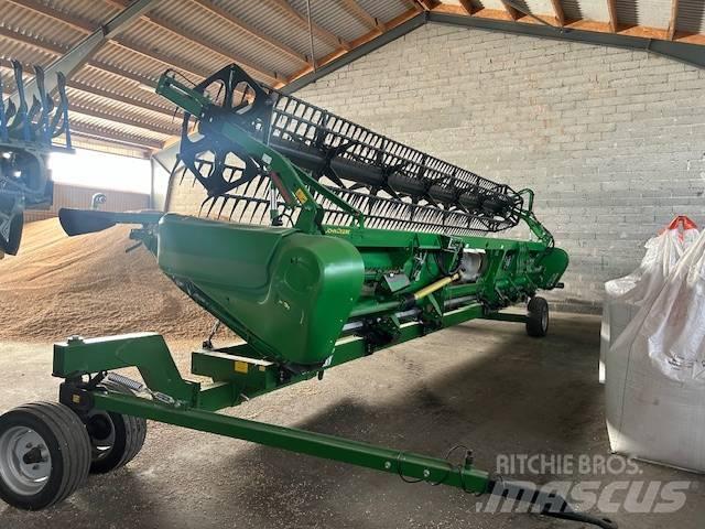 John Deere S 670 i Derliaus nuėmimo kombainai