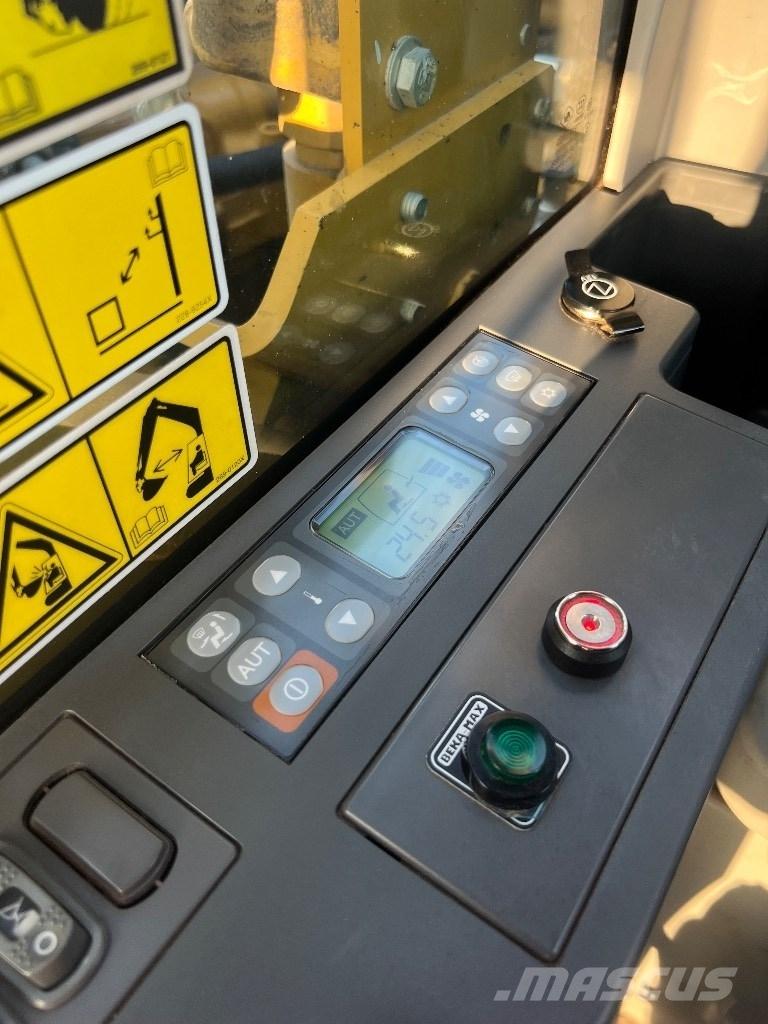 CAT 330 F LN Vikšriniai ekskavatoriai