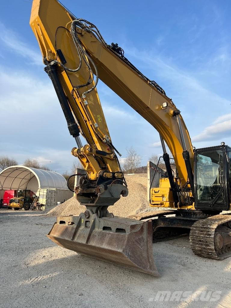 CAT 330 F LN Vikšriniai ekskavatoriai